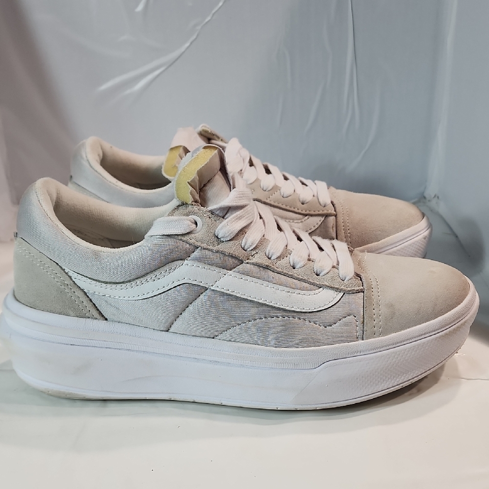 Vans ComfyCush Old Skool Overt Men 9 / Women 10.5